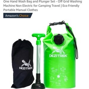 Dezi Trek Portable Wash Bag Set + a clothespin line + detergent sheets